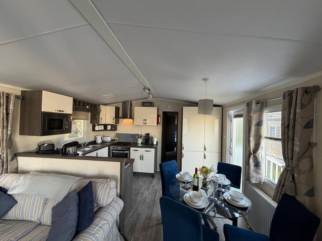 2Bed Ringwood Cabin  incl Park Pass SelfCheckin