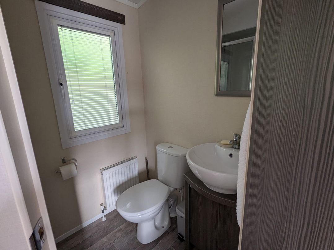 2Bed Ringwood Cabin  incl Park Pass SelfCheckin