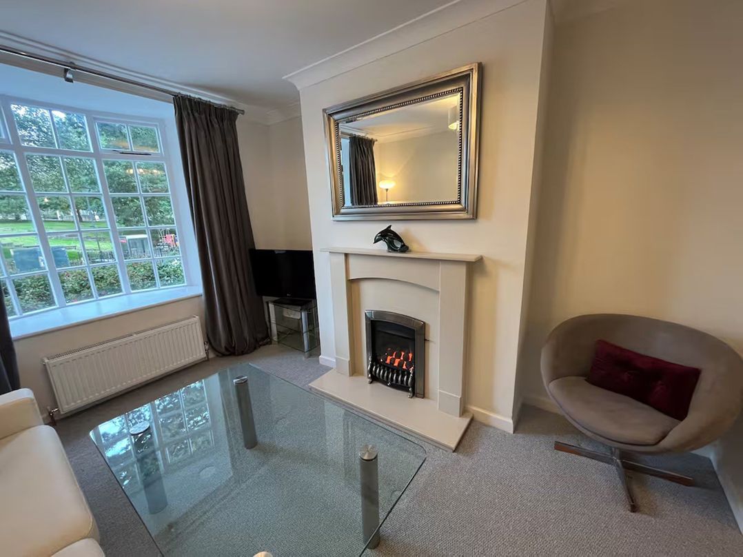Charming 3Bed Cottage  Private Garden Parking