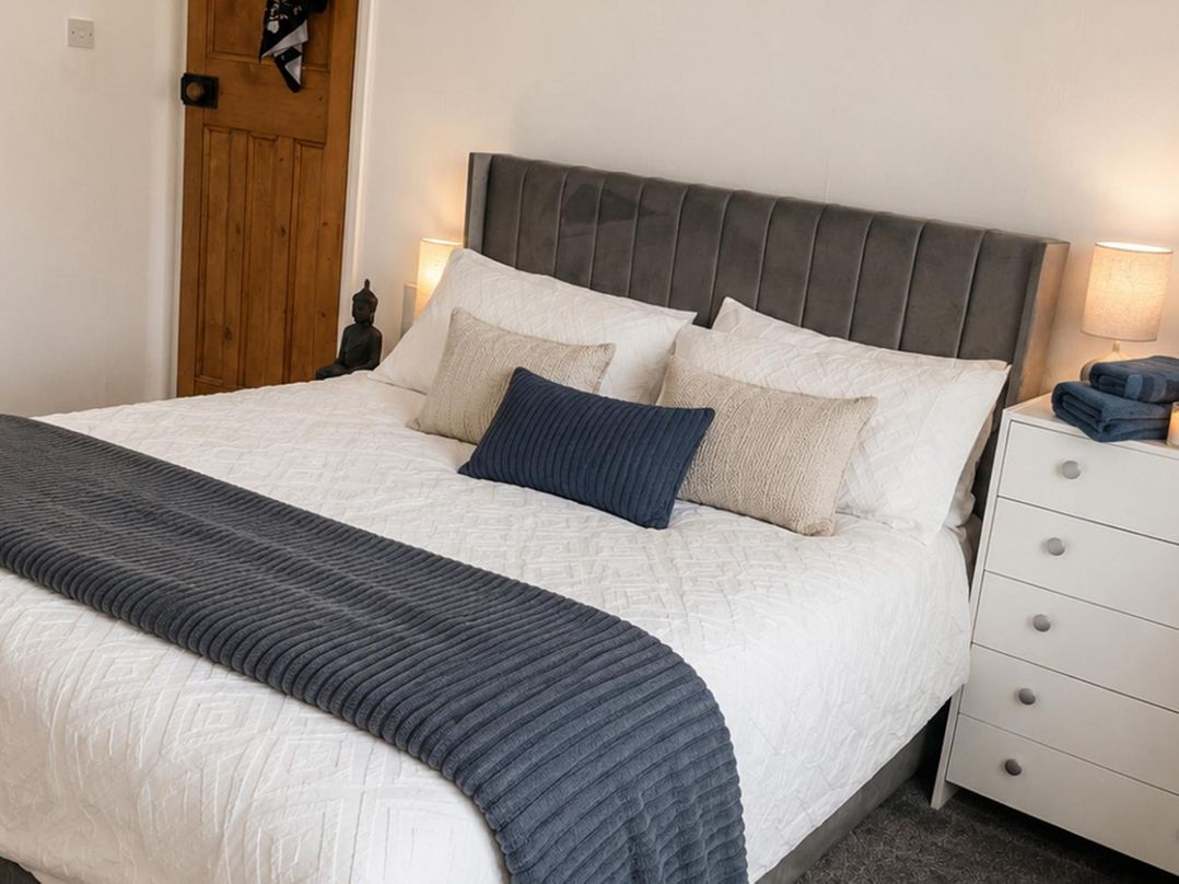 3Bed House Sleeps 7 Parking Garden Pets Ok