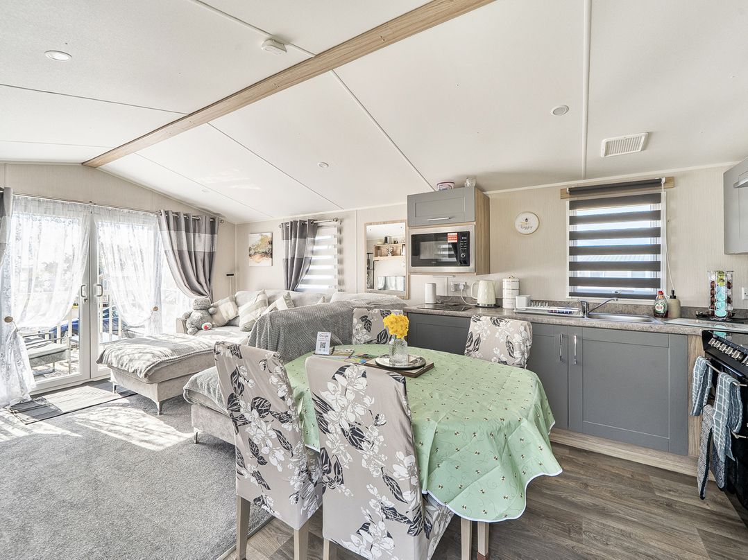 Cayton Bay Holiday Park Kestrel40