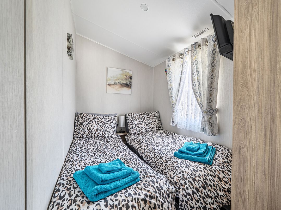 Cayton Bay Holiday Park Kestrel40