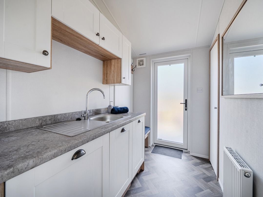 Atlantic Breeze Luxury Lodge sleep 6