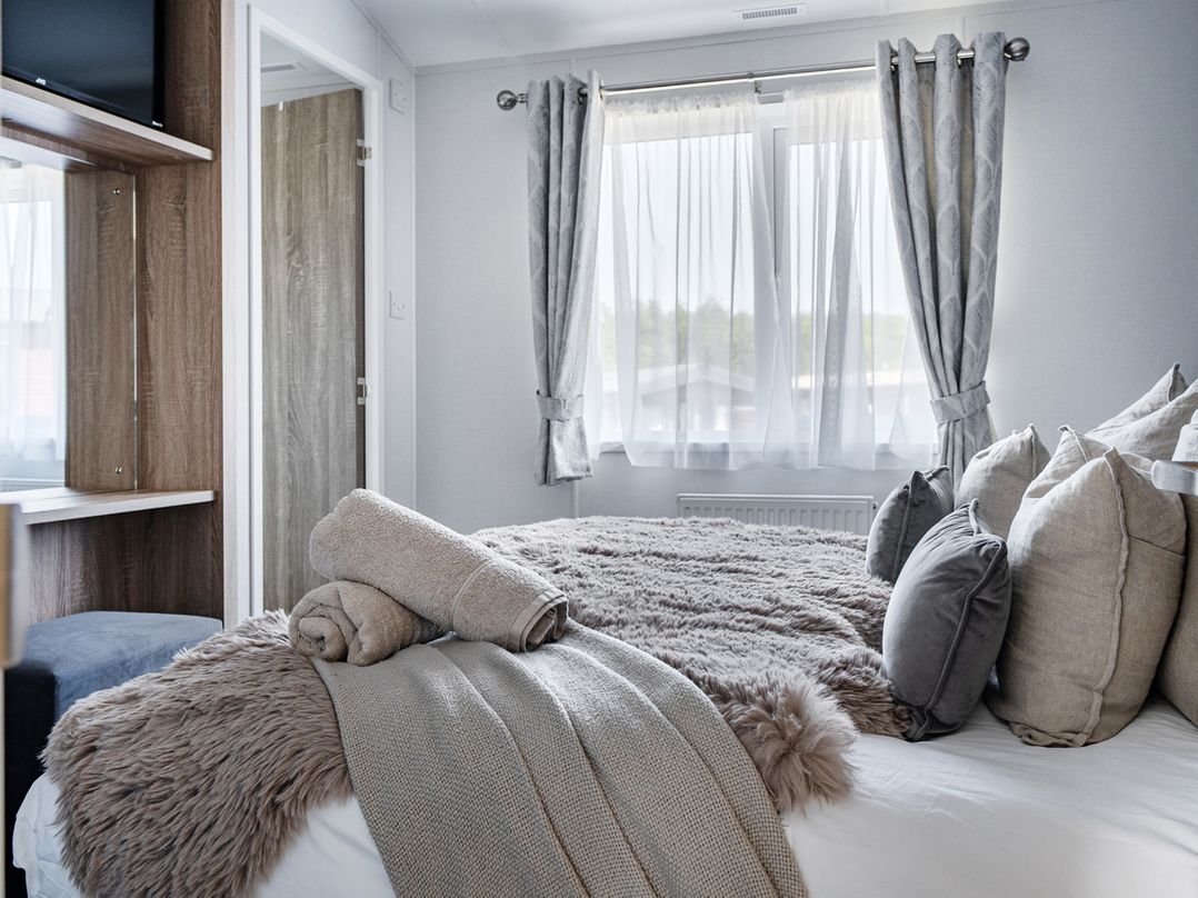 Atlantic Breeze Luxury Lodge sleep 6