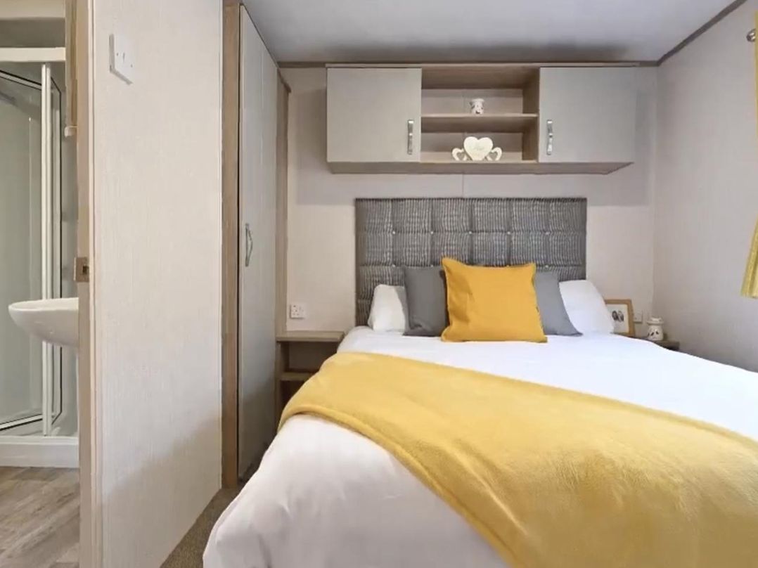Coopers Beach 3Bed Caravan Sleeps 8 Pets Ok