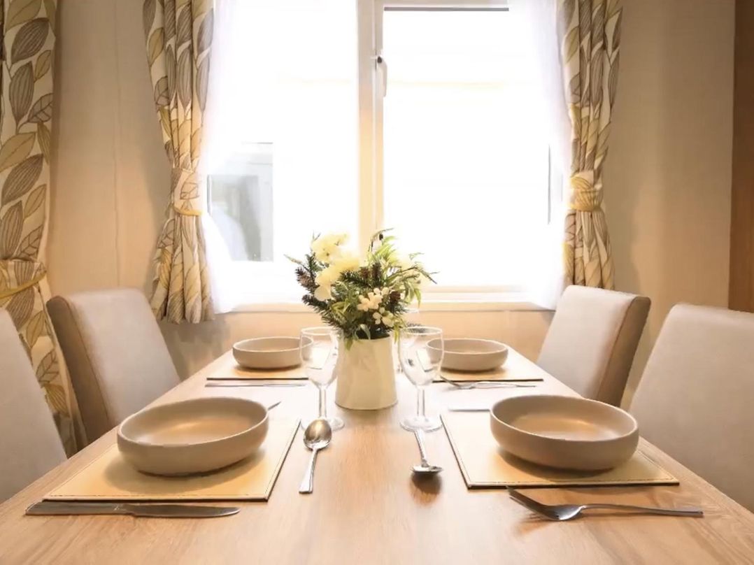 Coopers Beach 3Bed Caravan Sleeps 8 Pets Ok