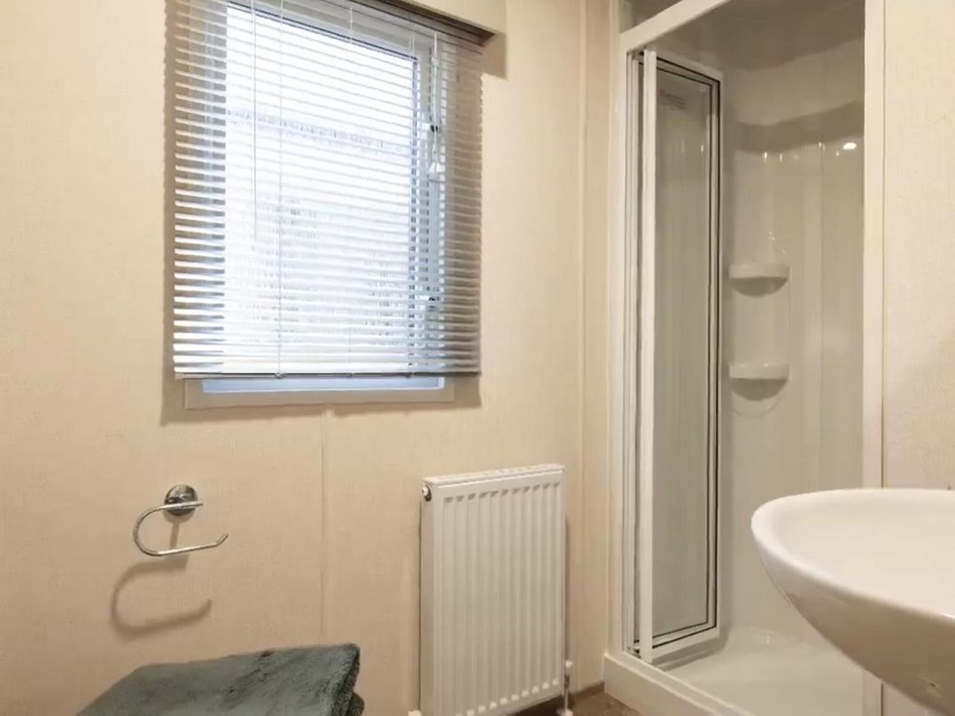 Coopers Beach 3Bed Caravan Sleeps 8 Pets Ok
