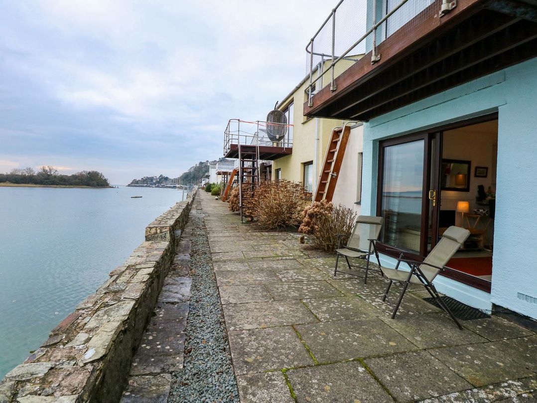 Aldena  12a South Snowdon Wharf