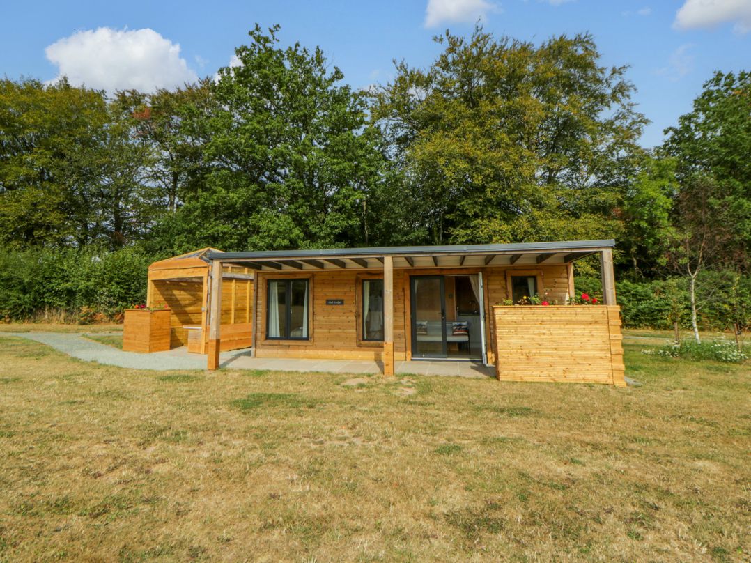 Oak Lodge