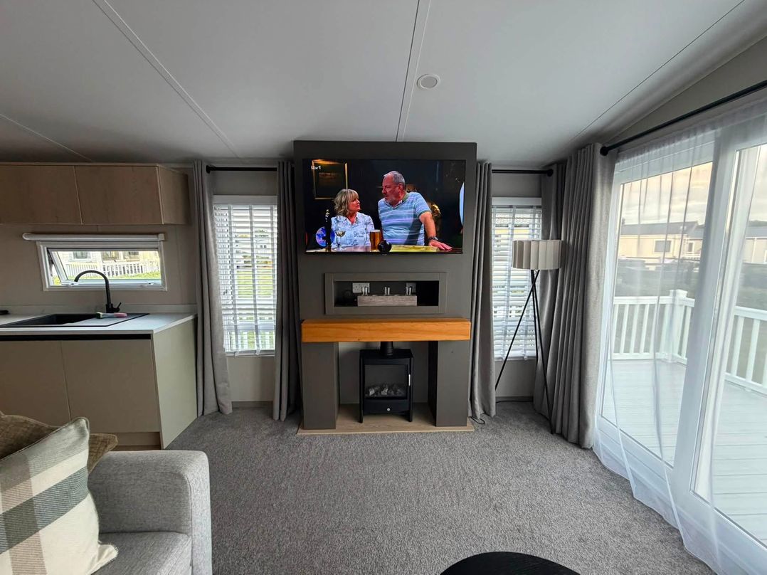 Haggerston Castle - Lakeside Retreat