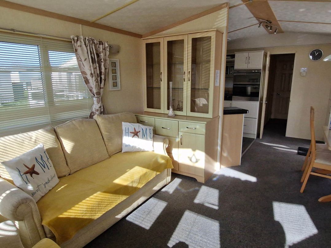 Beachcomber Cabin Dog Friendly Anderby Creek