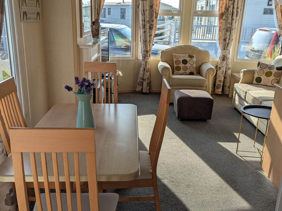 Beachcomber Cabin Dog Friendly Anderby Creek