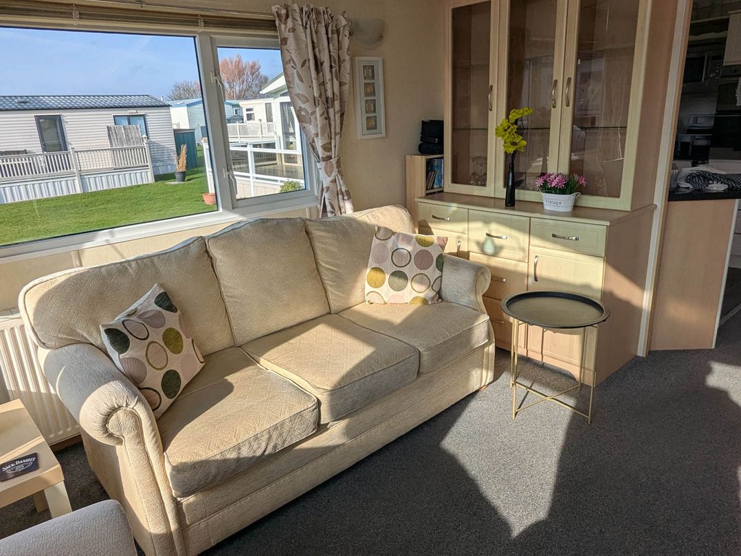 Beachcomber Cabin Dog Friendly Anderby Creek