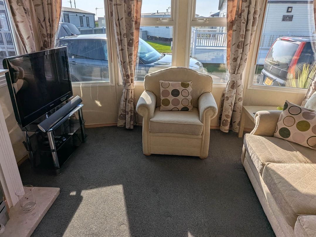 Beachcomber Cabin Dog Friendly Anderby Creek