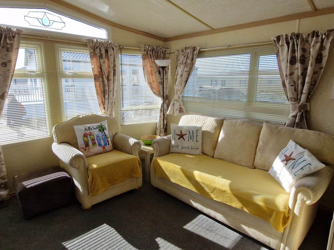 Beachcomber Cabin Dog Friendly Anderby Creek