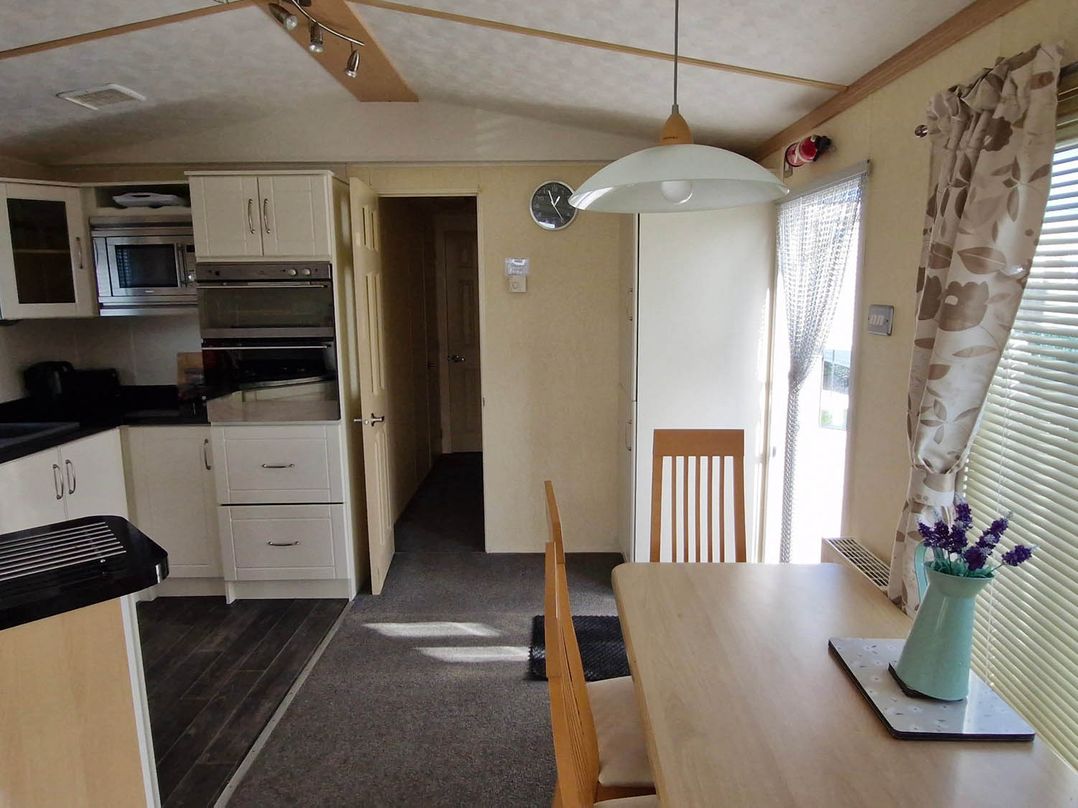 Beachcomber Cabin Dog Friendly Anderby Creek