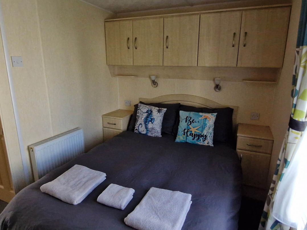 Beachcomber Cabin Dog Friendly Anderby Creek