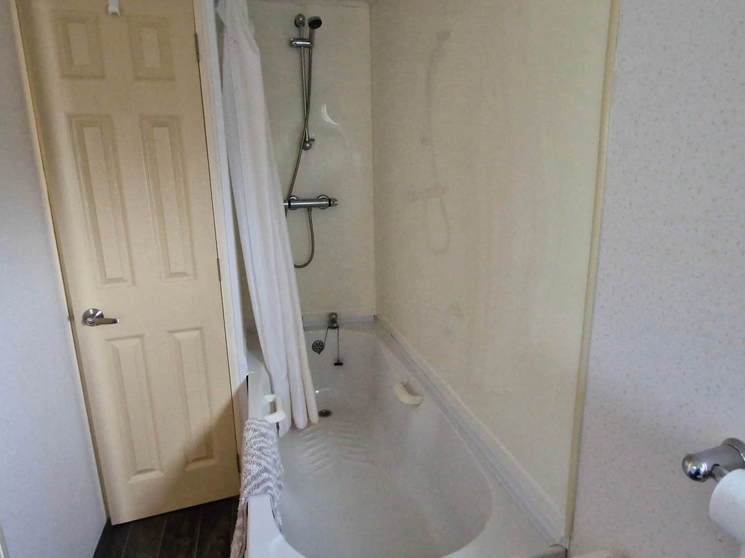 Beachcomber Cabin Dog Friendly Anderby Creek