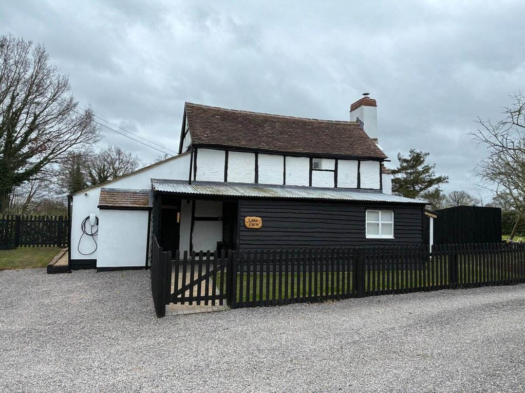 Peaceful 3 Bed Cottage in Lower Pendock