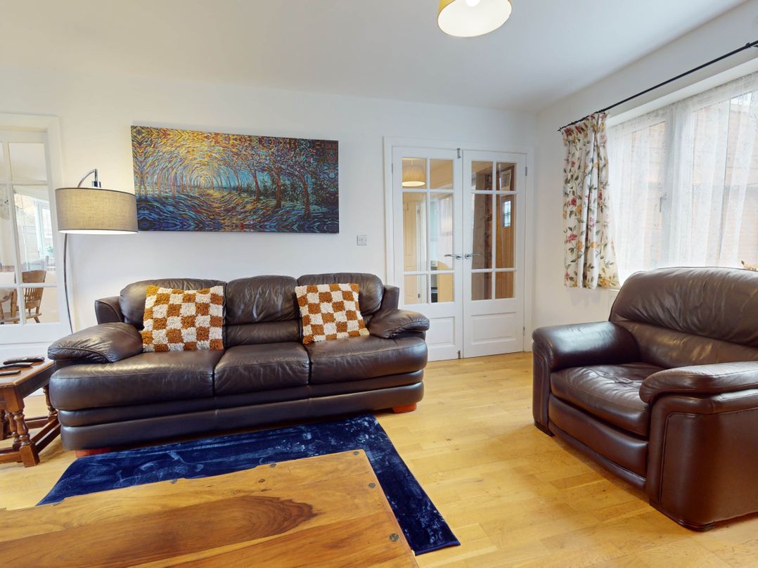 5 Bedroom Home Sleeps 16 Ideal for Groups