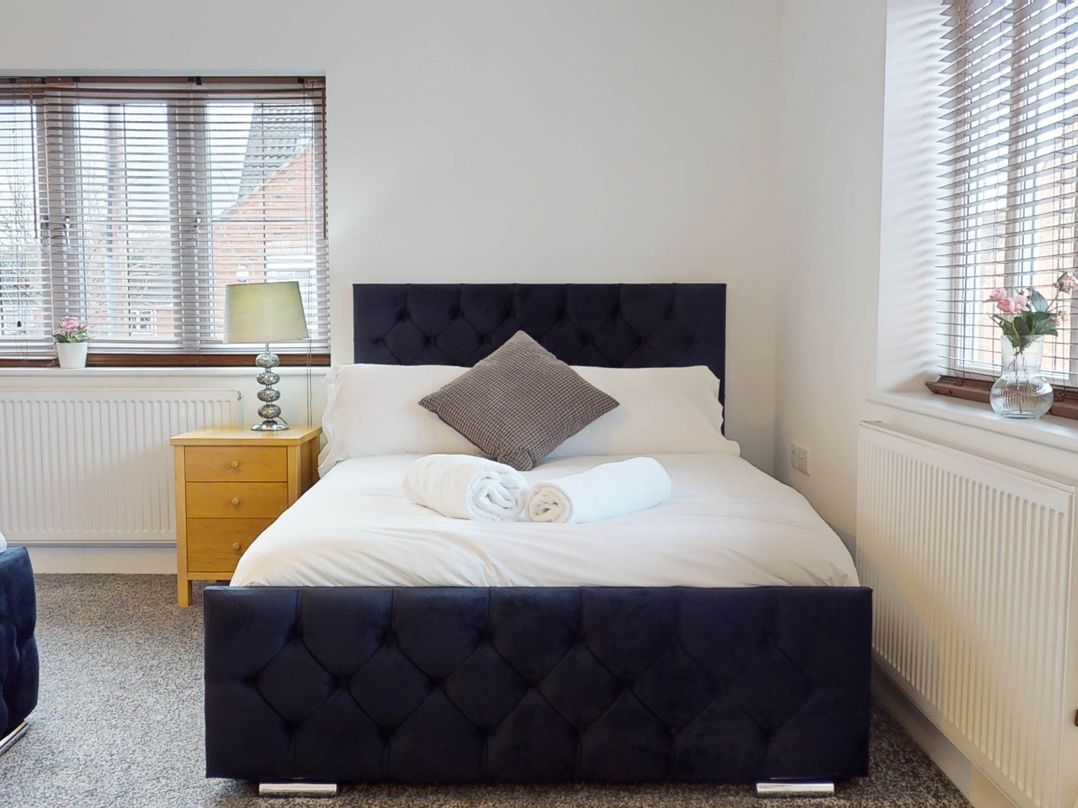 5 Bedroom Home Sleeps 16 Ideal for Groups