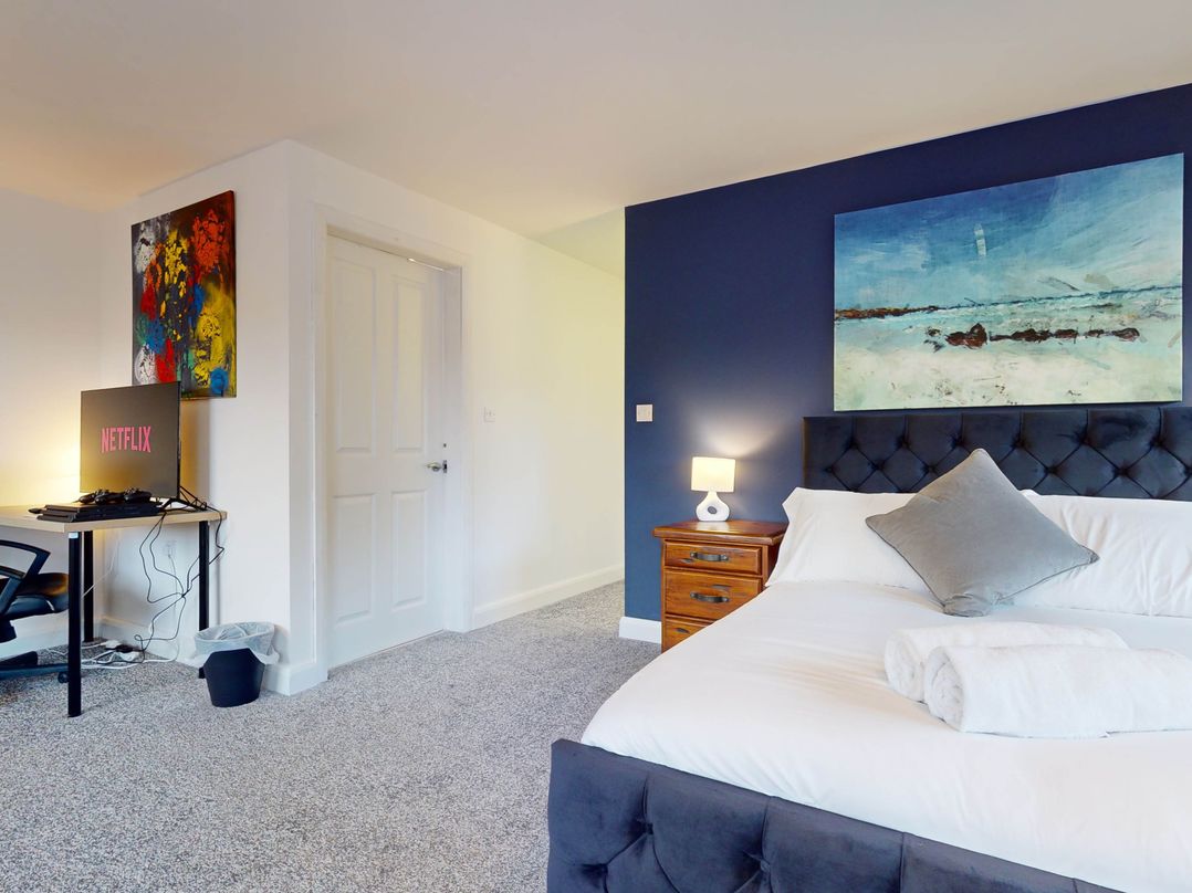 5 Bedroom Home Sleeps 16 Ideal for Groups