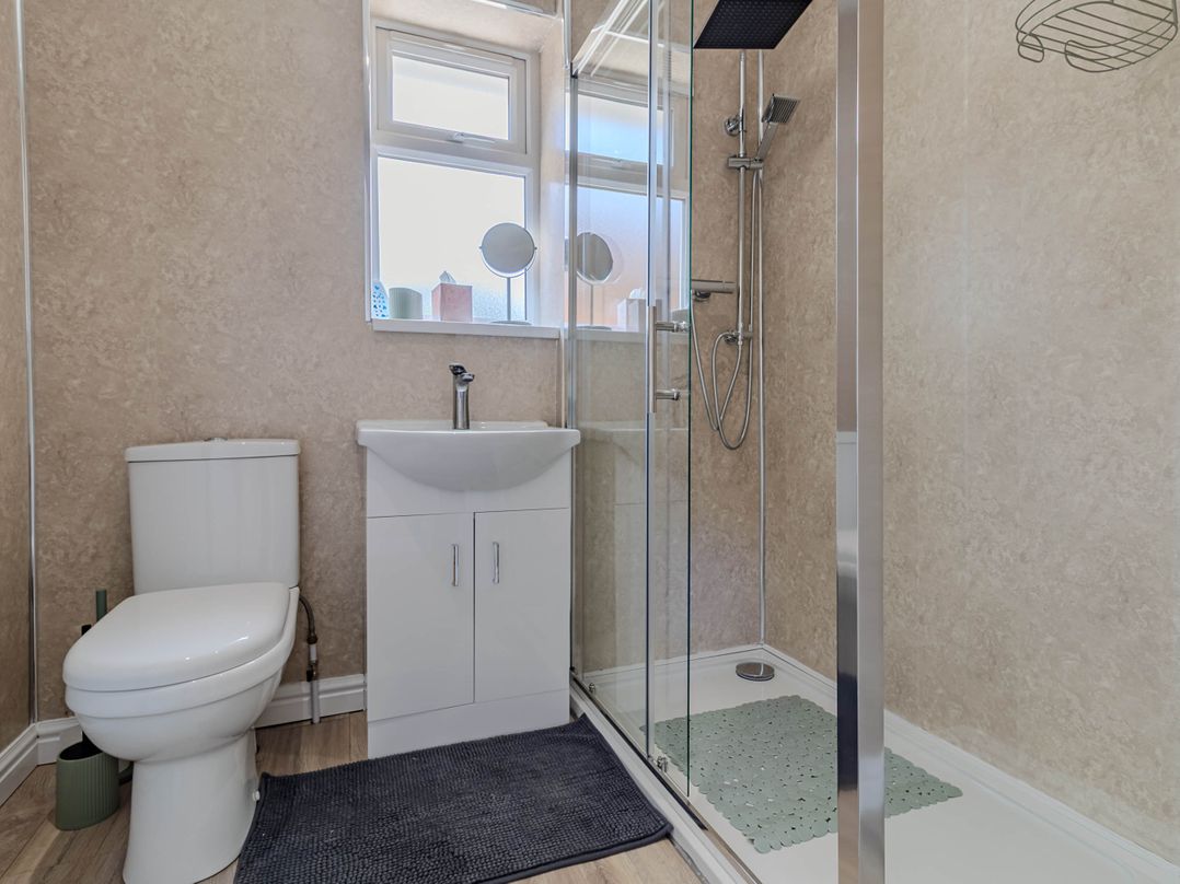 Loughborough Luxe Bungalow Retreat Sleeps 6