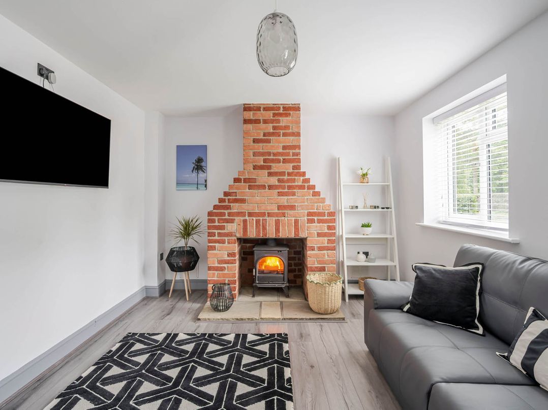 Detached House in Quiet Village Pets Allowed