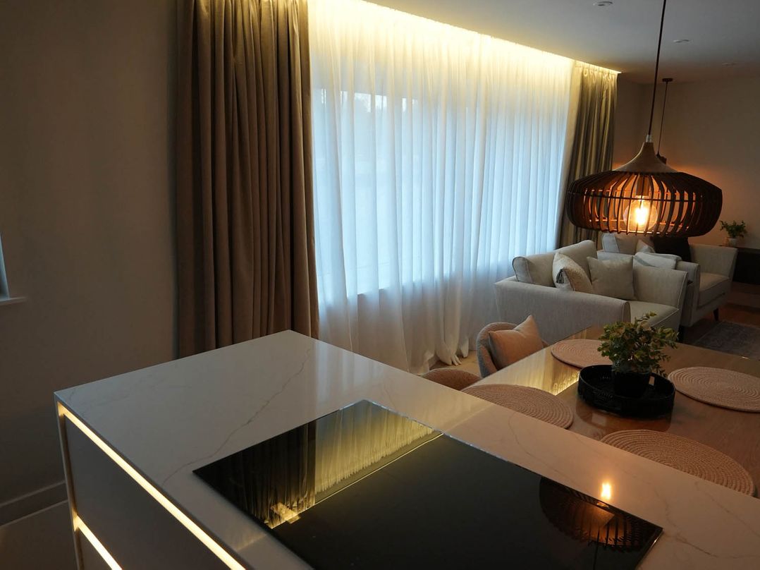1st Floor Luxury 2Bed Apt Sleeps 6