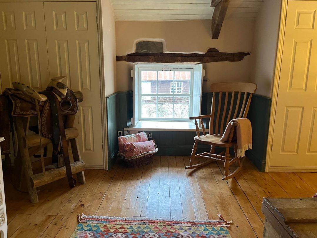 The Hills Farmhouse 6 Bed Sleeps 11 Pets