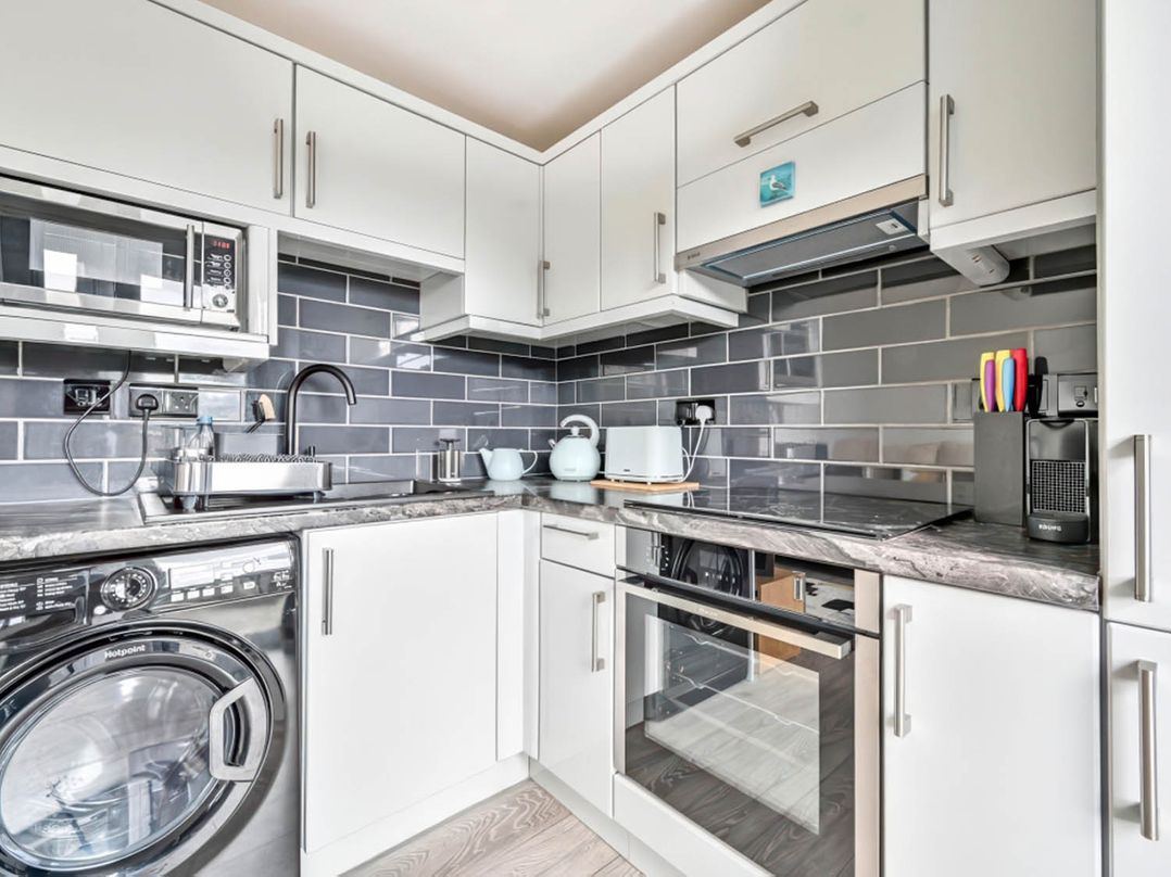 Torpoint Apartment Sleeps4 Seaside Parking