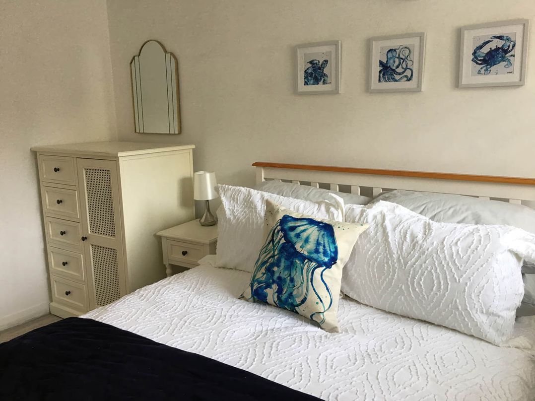 Torpoint Apartment Sleeps4 Seaside Parking