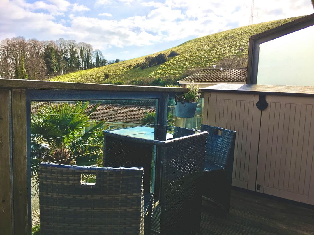 Torpoint Apartment Sleeps4 Seaside Parking