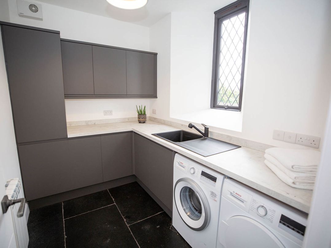 Stunning 3 Bed Converted Village Hall Near Kelso