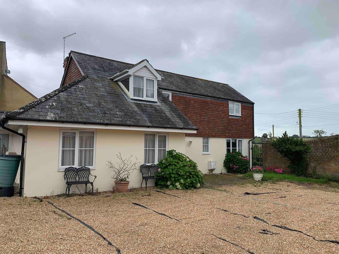 2Bedroom Cottage with 2 Ensuites Sleeps 6 Wifi