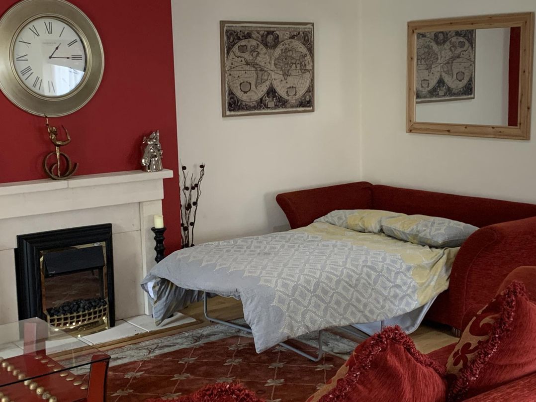 2Bedroom Cottage with 2 Ensuites Sleeps 6 Wifi