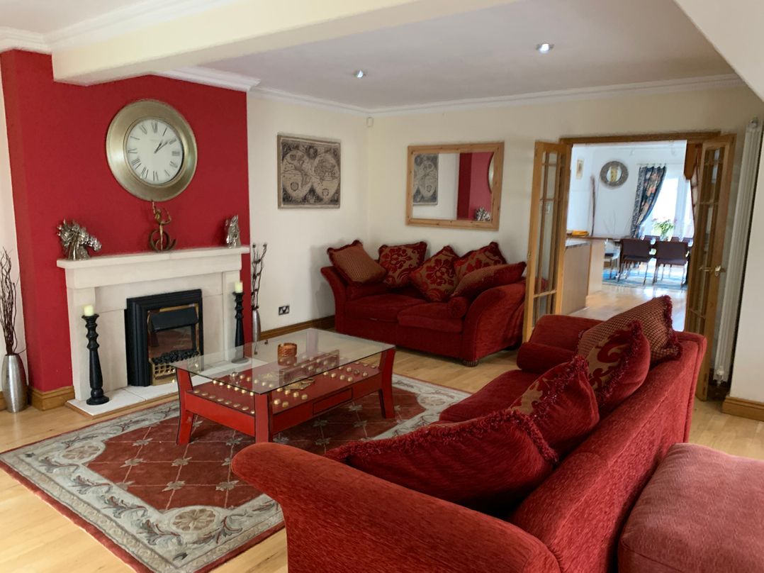 2Bedroom Cottage with 2 Ensuites Sleeps 6 Wifi