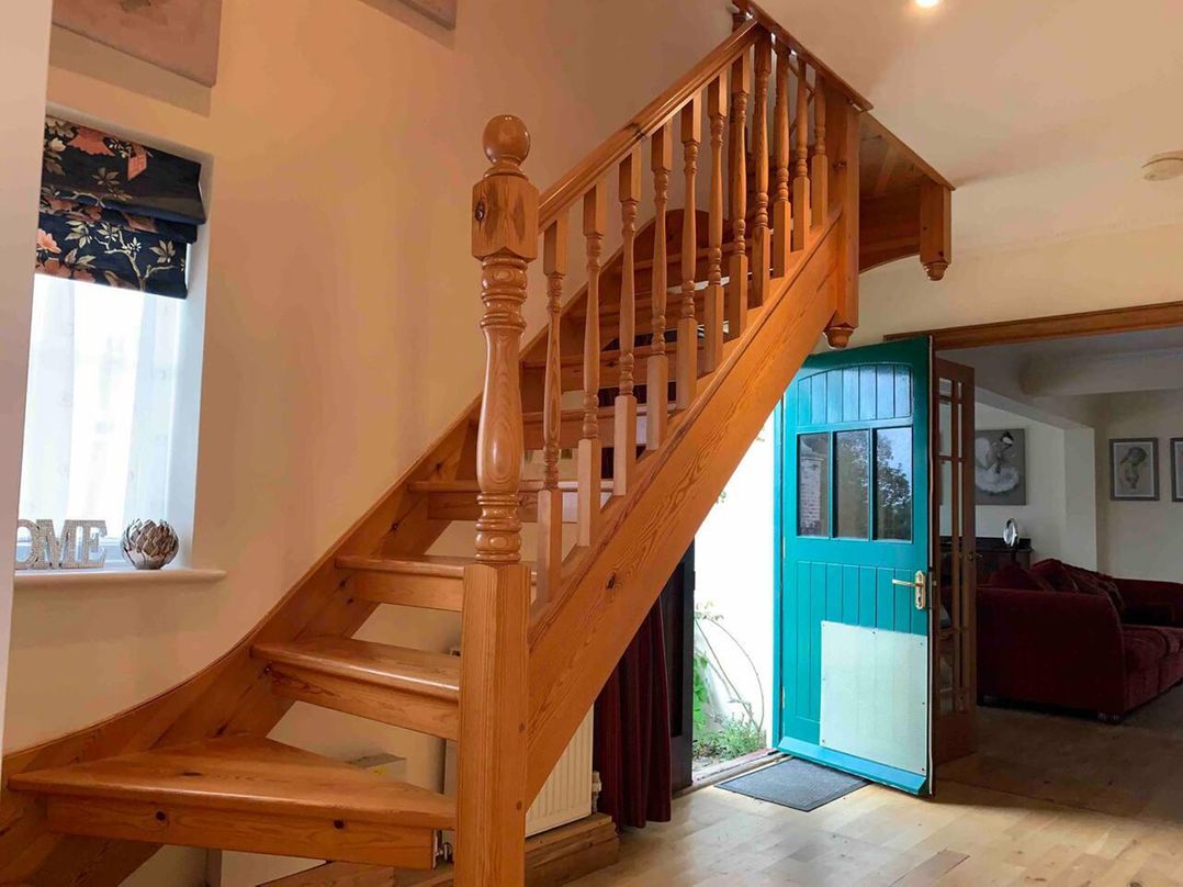 2Bedroom Cottage with 2 Ensuites Sleeps 6 Wifi