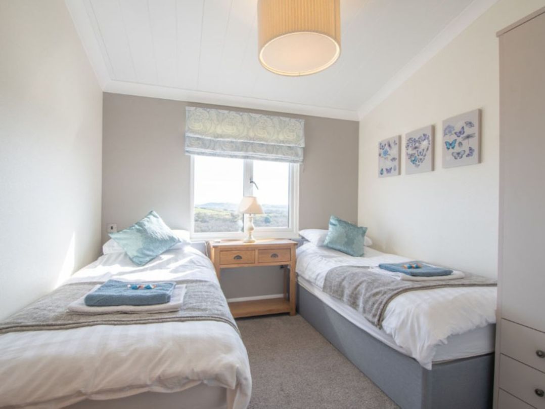 2 Bedroom Sleeps 4 Lodge Smart Tv Hot tub Dogs Ok