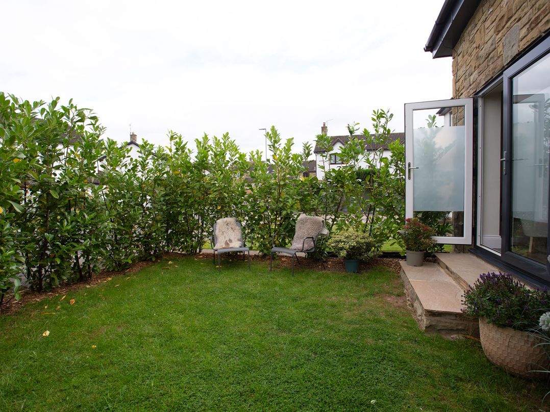 Cozy Wetherby Retreat