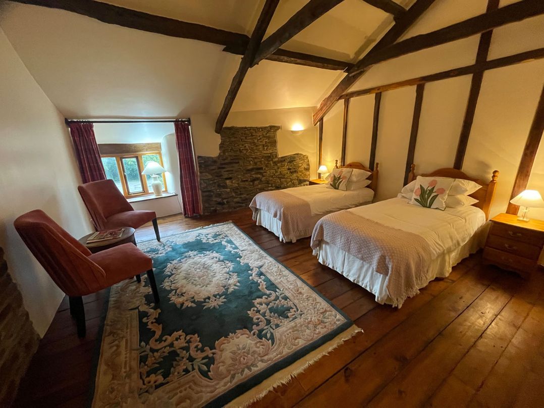 16th Century Devon Farmhouse Stunning Views