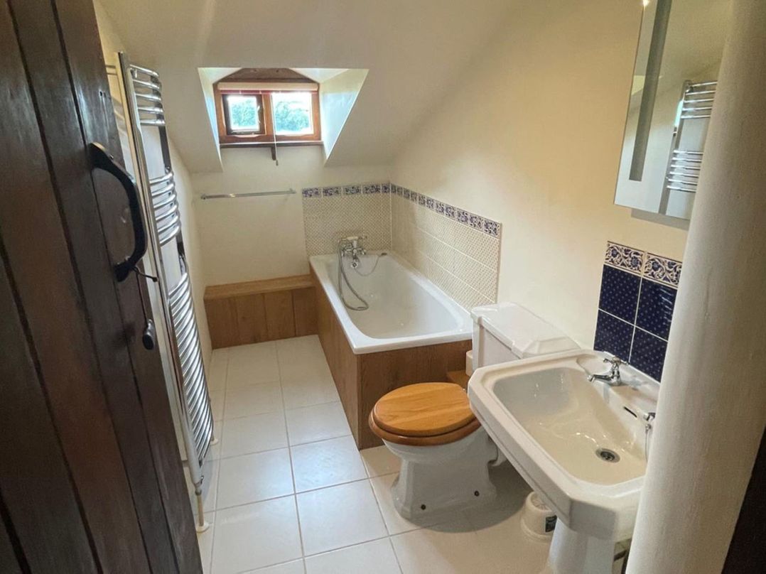 16th Century Devon Farmhouse Stunning Views