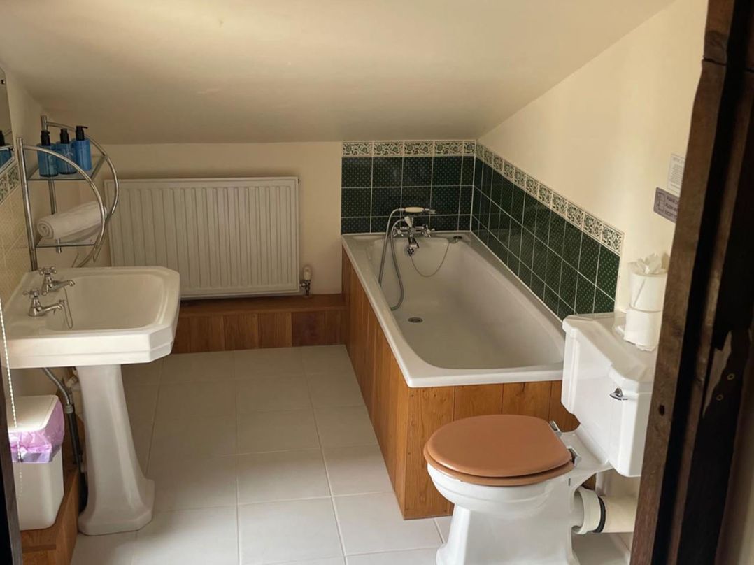 16th Century Devon Farmhouse Stunning Views