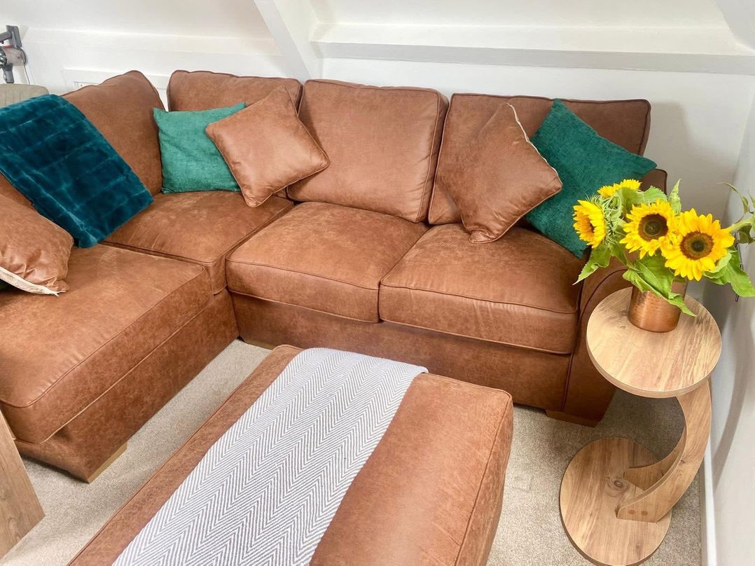 Central Tenby 3 Bed Apt Sleeps 6 to 8 Dog Friendly