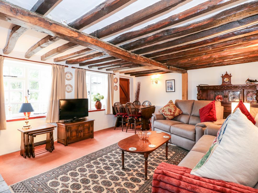 Hollyhedge Cottage