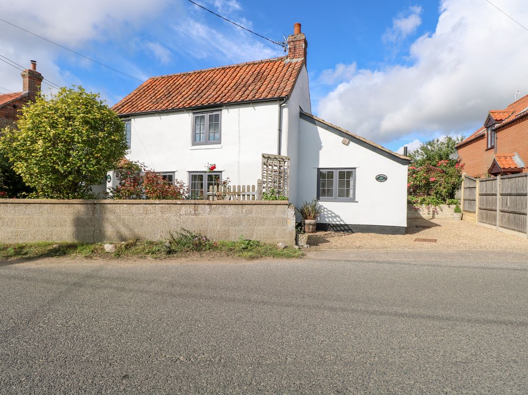 Hollyhedge Cottage