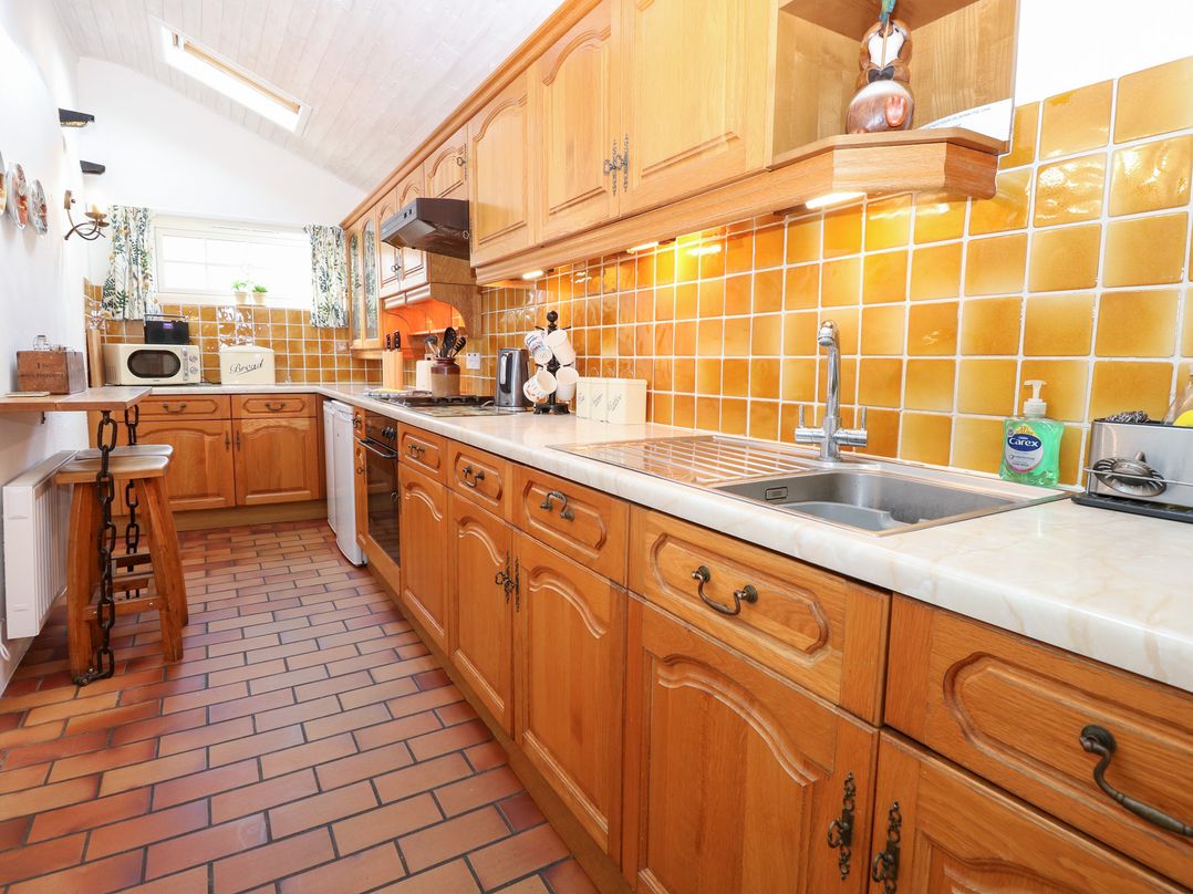 Hollyhedge Cottage