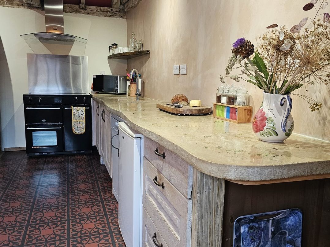 Pet Friendly 3Bed Barn Sleeps 7 Parking Garden