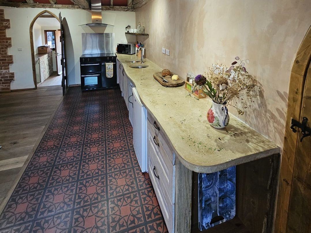 Pet Friendly 3Bed Barn Sleeps 7 Parking Garden