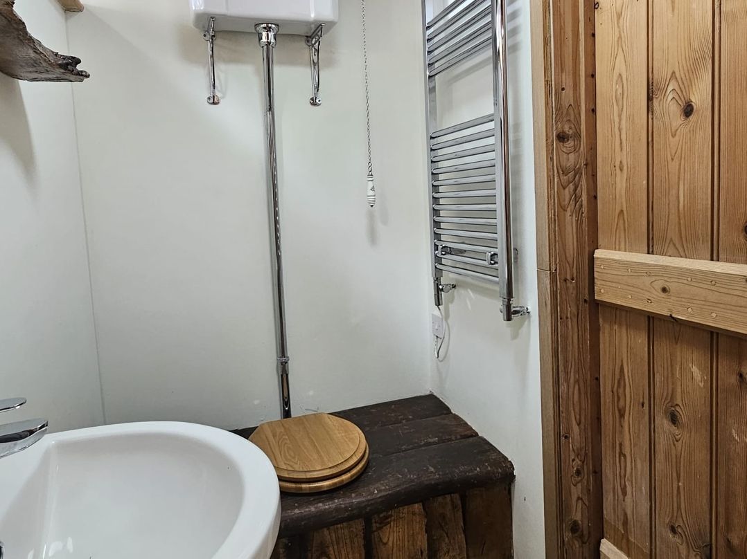 Pet Friendly 3Bed Barn Sleeps 7 Parking Garden